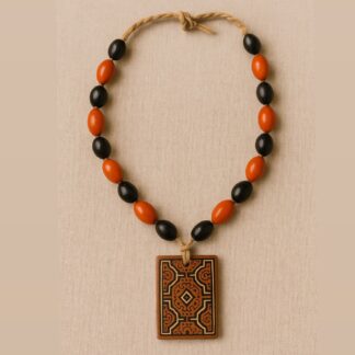 Collar de huayruro - Cultura ancestral Shipibo-Konivo